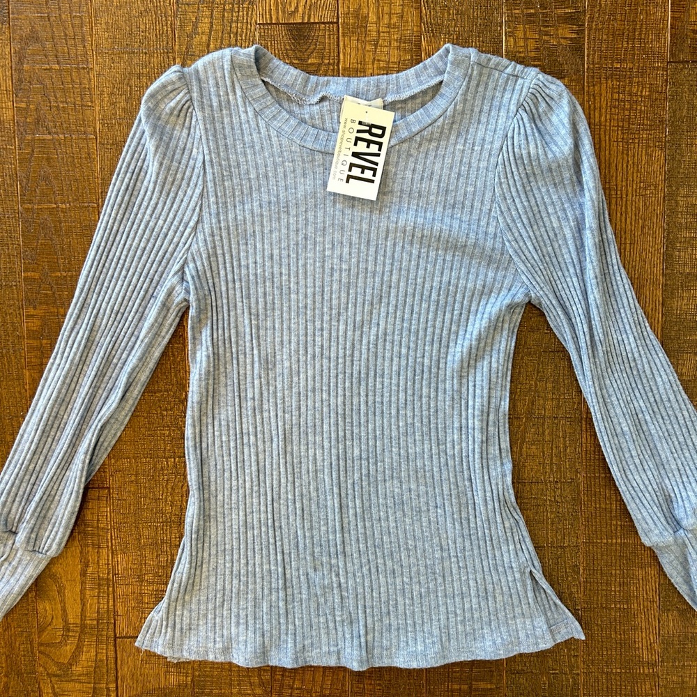 NWT Puff Sleeve Sweater